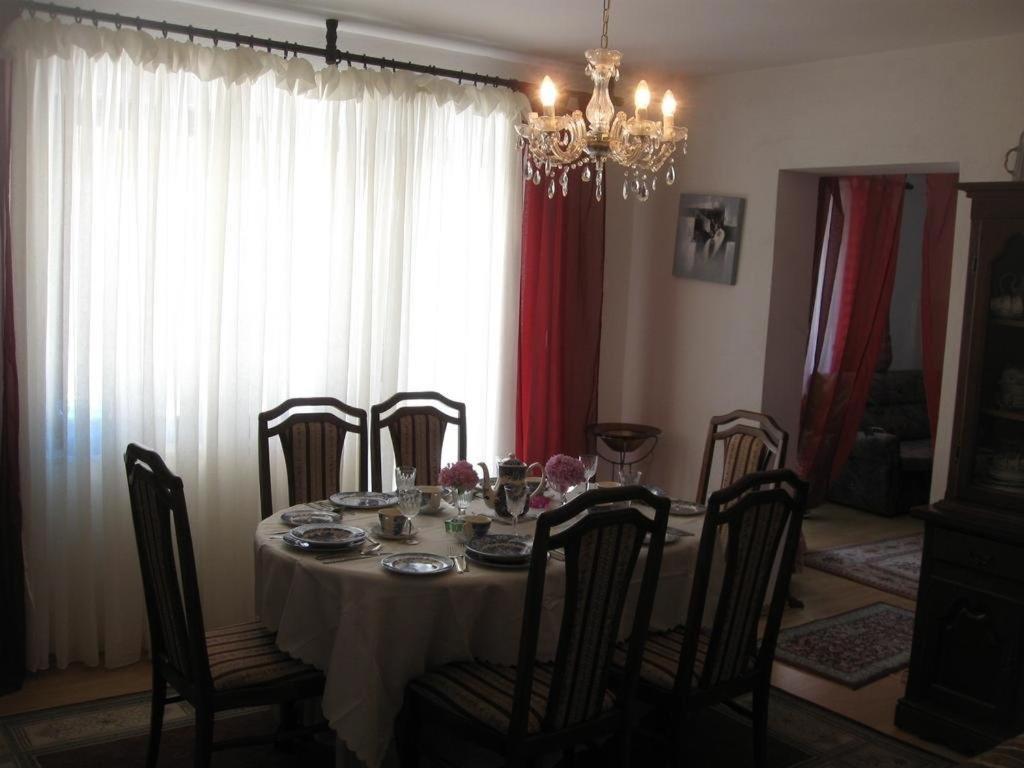 Madam Svetlana Bed & Breakfast Tivat Exterior foto