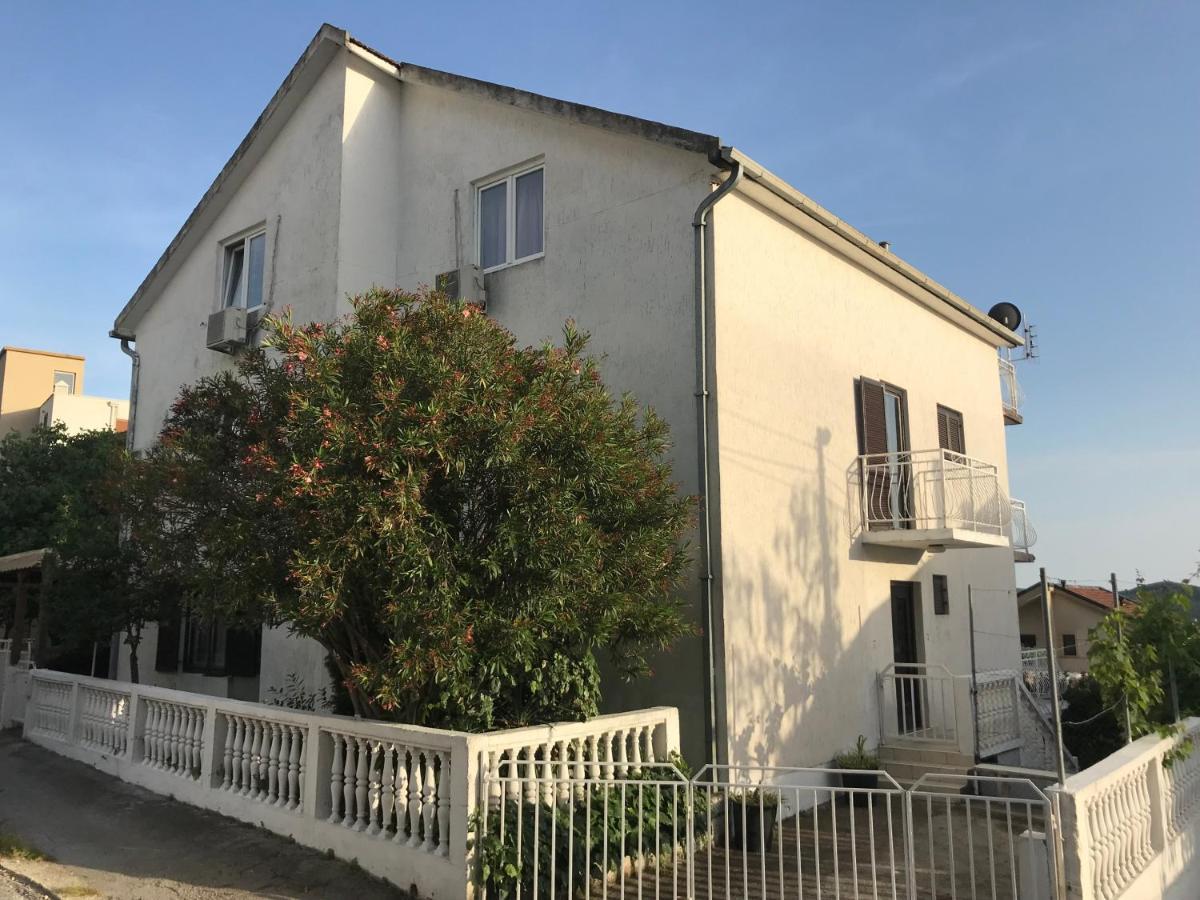 Madam Svetlana Bed & Breakfast Tivat Exterior foto
